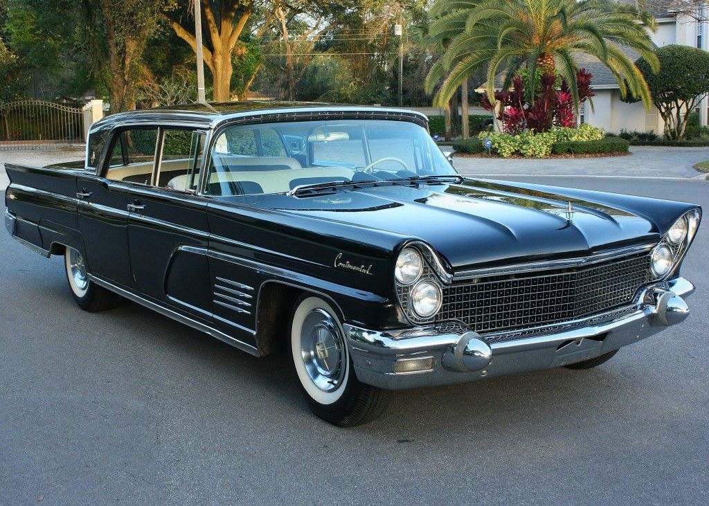 1960 Lincoln Mark V Sedan