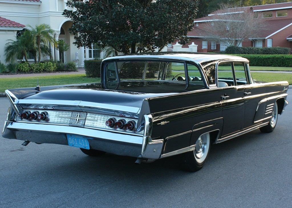 1960 Lincoln Continental Mark V Sedan