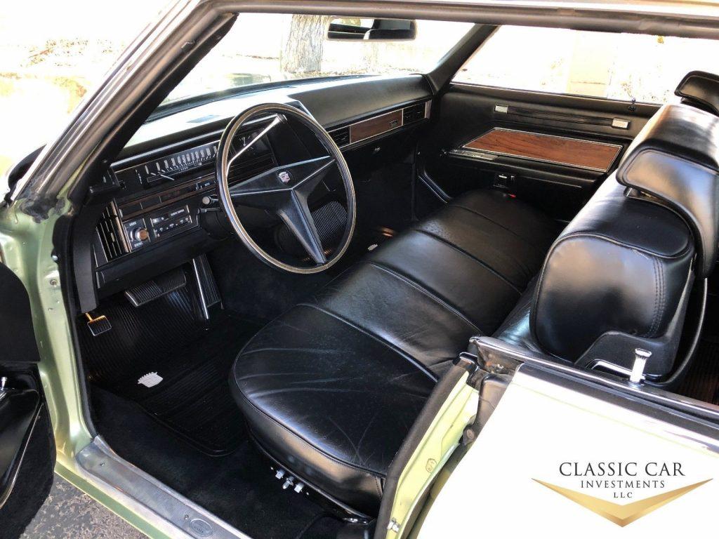 BEAUTIFUL 1969 Cadillac Sedan Deville