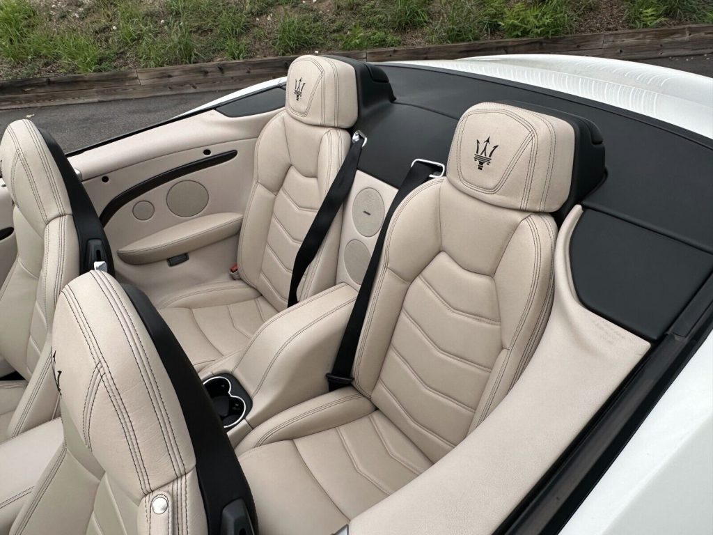 2015 Maserati Gran Turismo